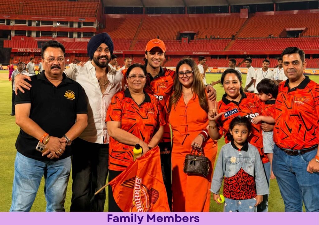 Komal Sharma Family Member